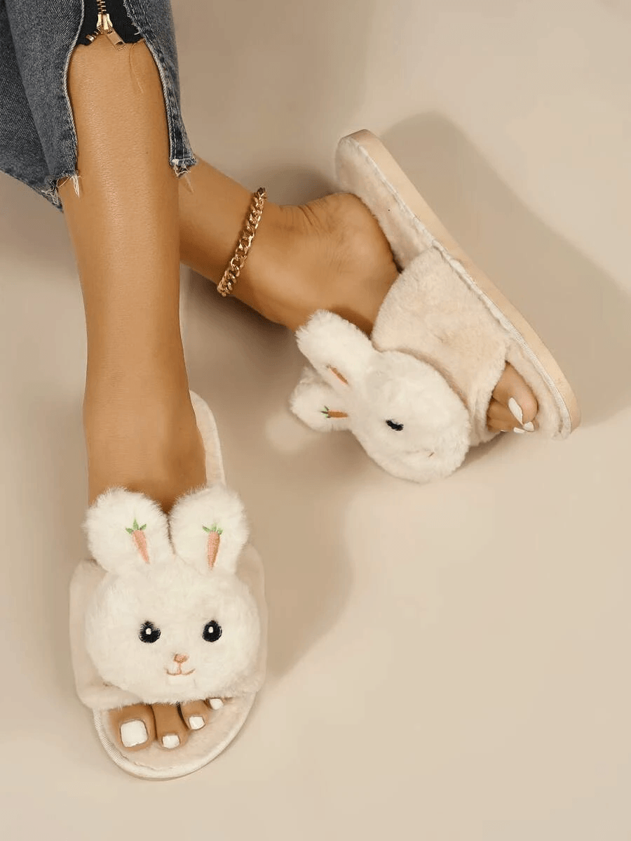 Graphic Fluffy Slippers